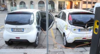 Colonnine per auto elettriche a Milano: come (non) funzionano