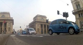 La Peugeot iOn nell'area C a Milano all'insegna della mobilità sostenibile