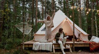 Glamping, vacanza eco senza rinunciare alla bellezza: dove in Europa