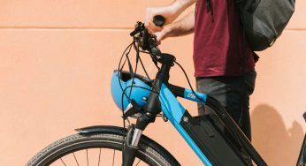 Batterie bici elettriche, aumenta numero delle esplosioni: come evitarle