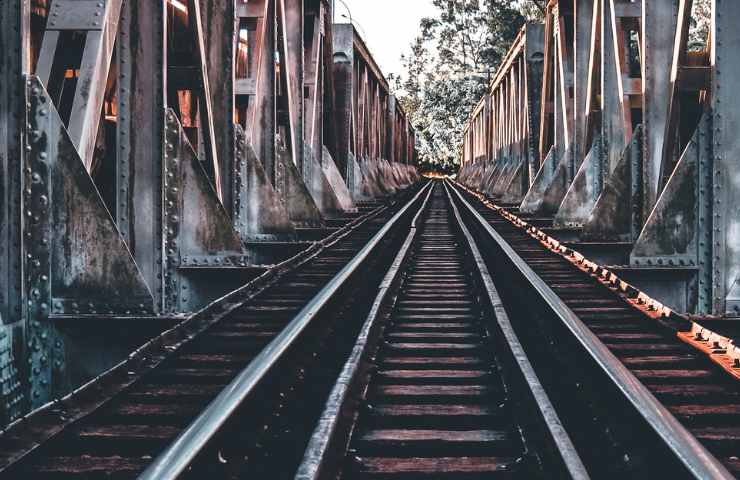 Stati Uniti treno merci fiume