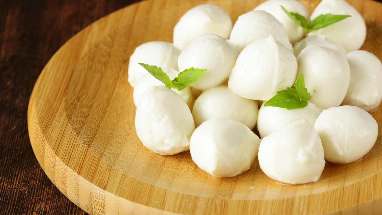 Mozzarella come riconoscere freschezza