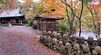 Otagi Nenbutsu-ji: il tempio mistico immerso nel verde