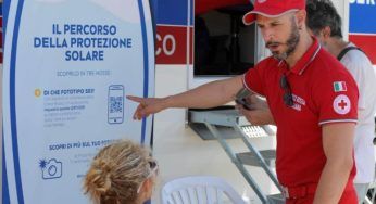 Croce Rossa, i consigli per resistere alle ondate di caldo: cosa mangiare