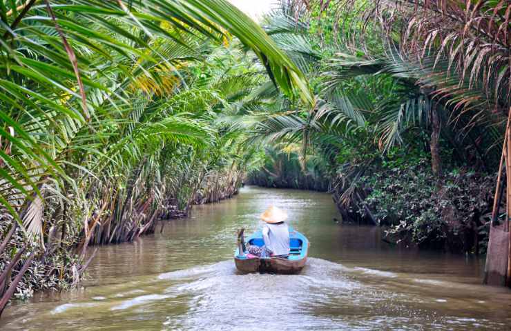 festival del laos con i serpenti