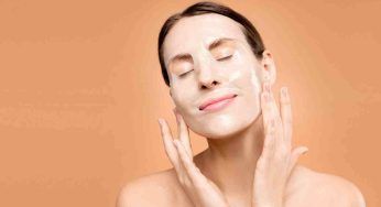 Maschera per il viso: basta spendere tutti quei soldi, come farla con prodotti naturali