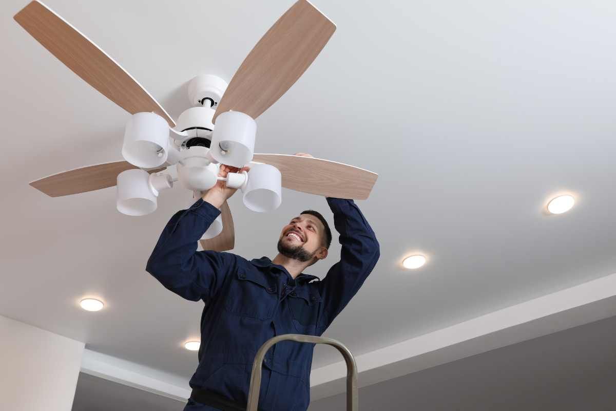 regolare il ventilatore a soffitto