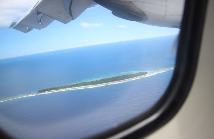 L’isola di Tuvalu nel Pacifico vista dall’alto